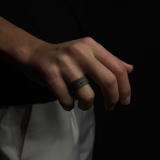 Tribal Engraved Bold Band (black)