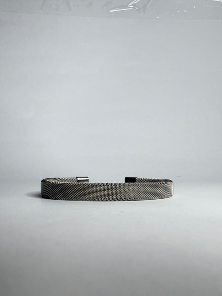Milanese Mesh Cuff (Silver)