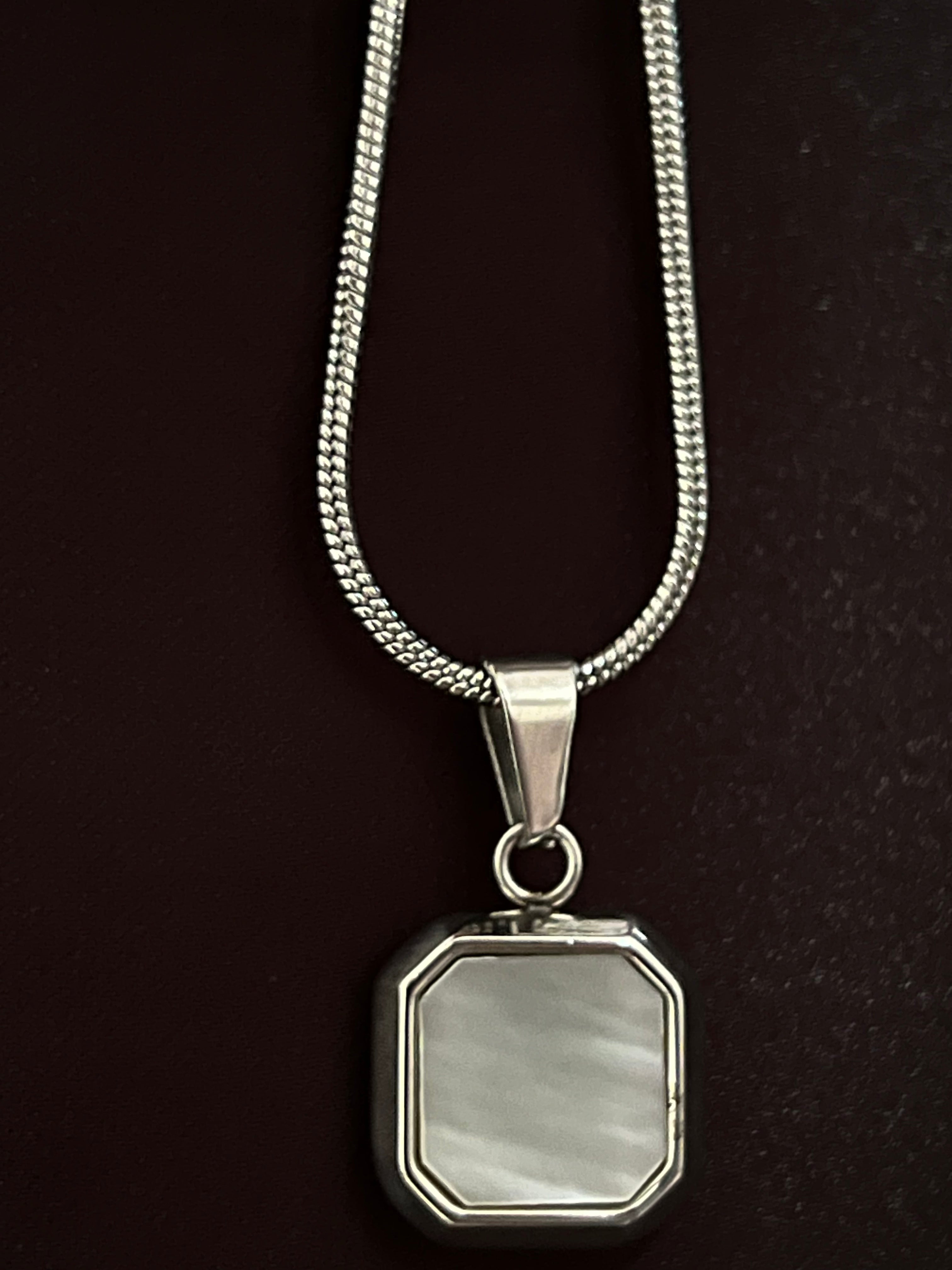 The Nacre Octagon Pendant Necklace