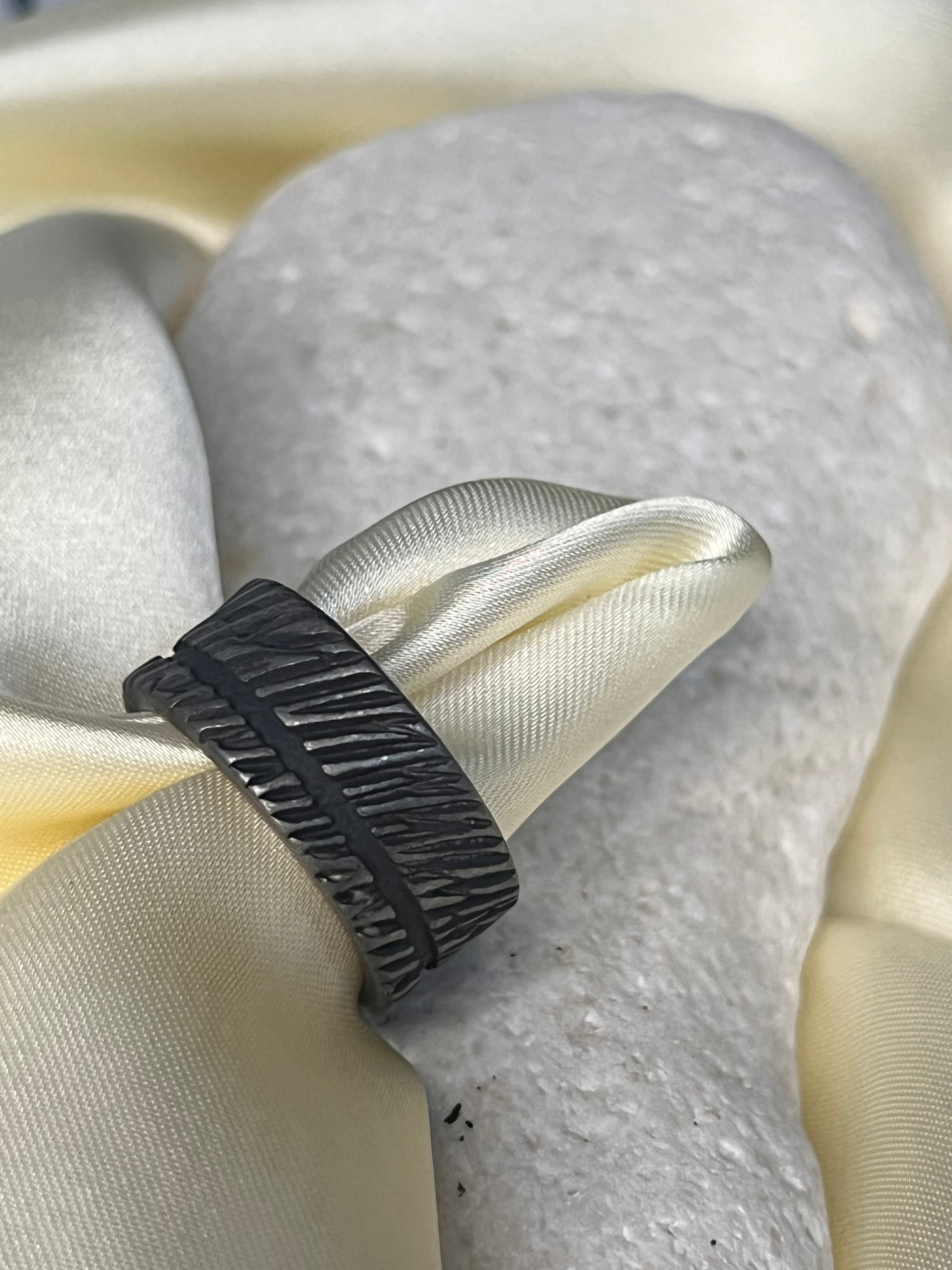 Tribal Engraved Bold Ring