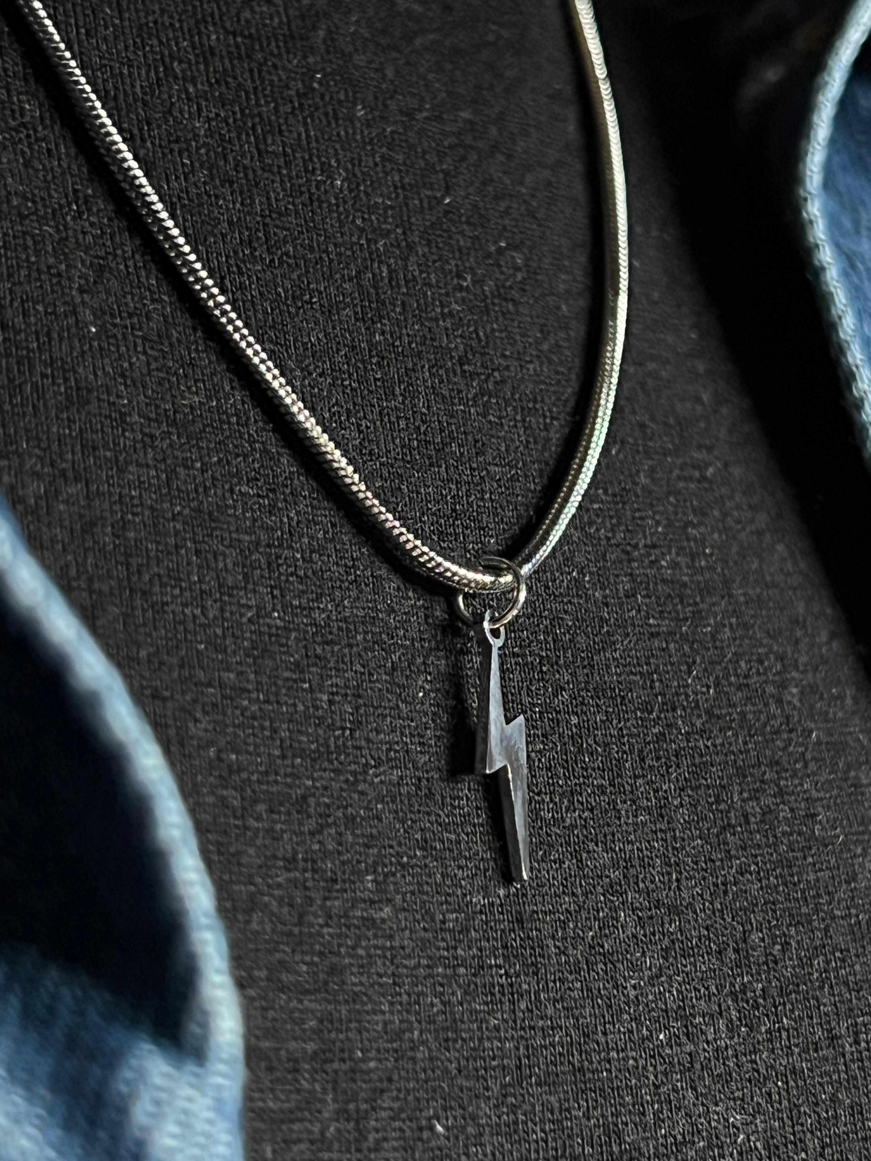 Lumina Nacre Pendant