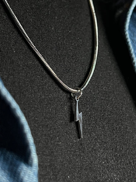 Lumina Nacre Pendant