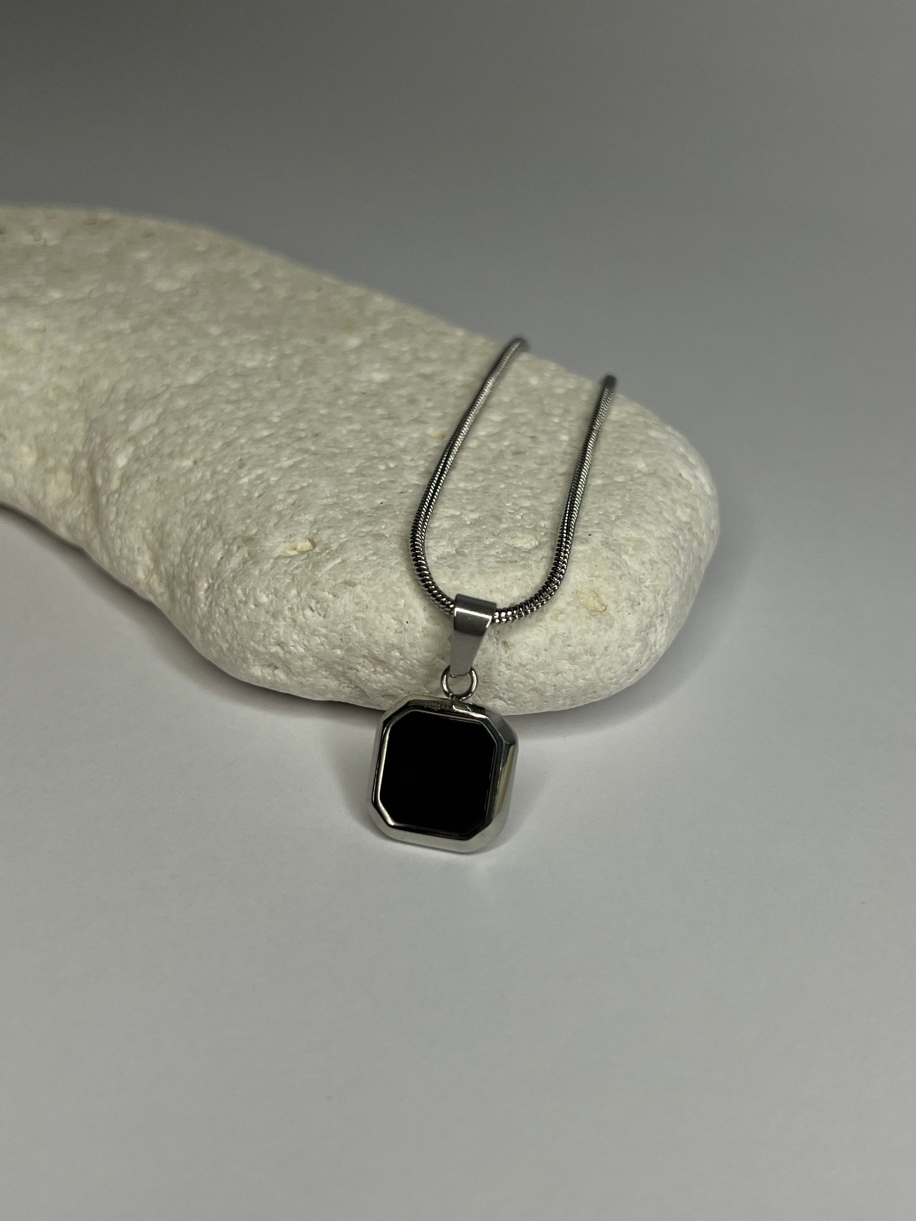 The Stone Link Chain