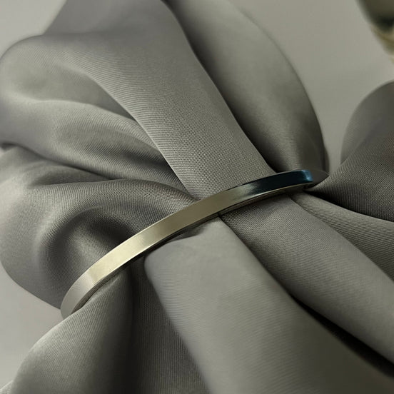 Classic Cuff Bracelet (Silver)