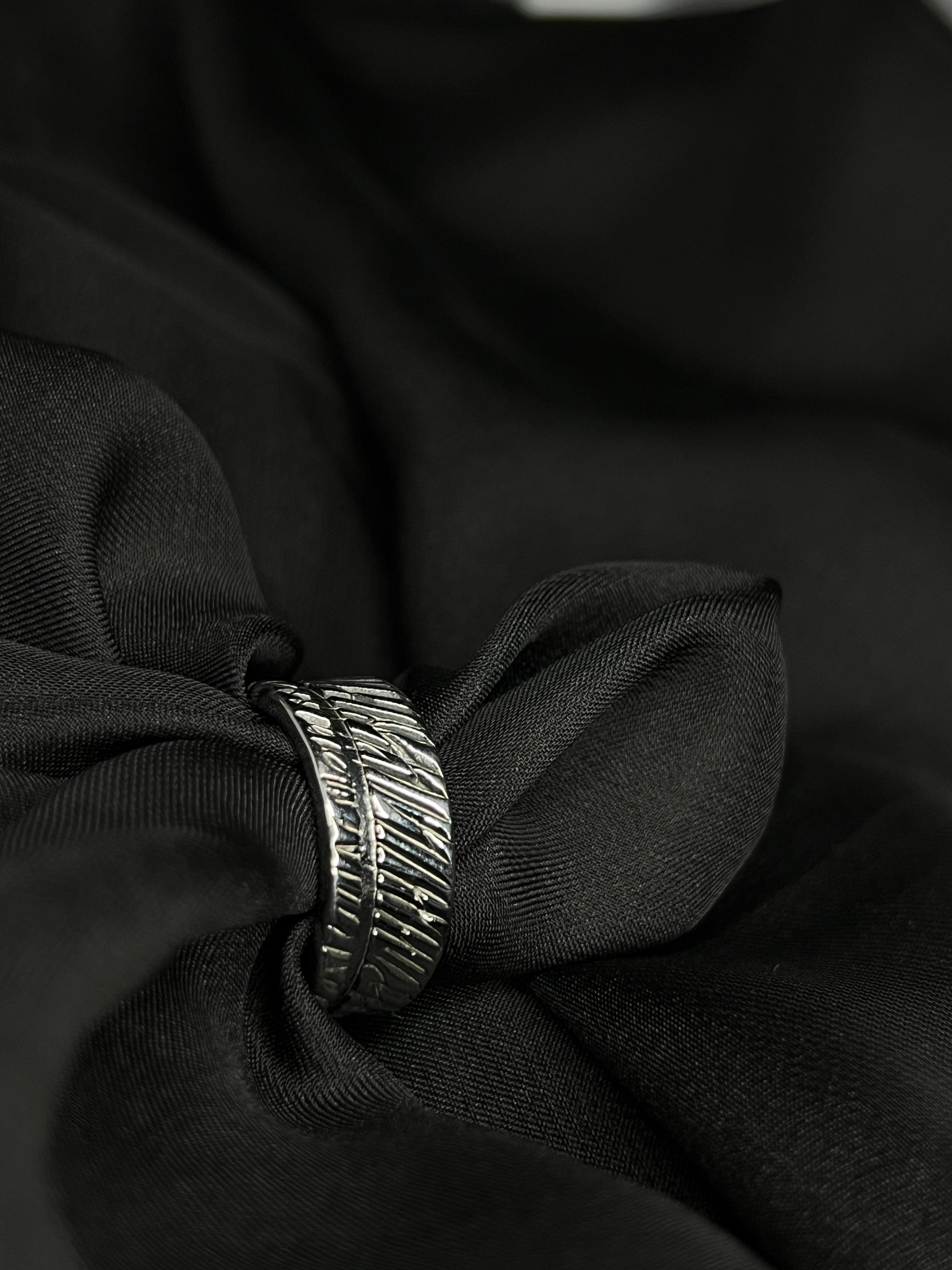 Tribal Engraved Bold Ring