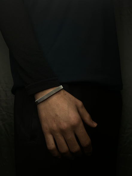 Milanese Mesh Cuff (Silver)